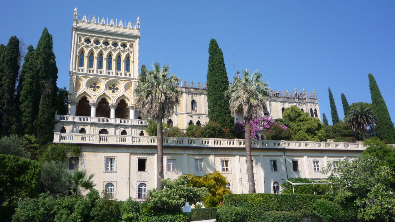 Дворец на курорте в Монтекатини Терме, Италия