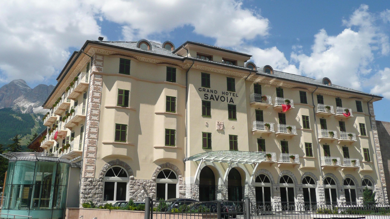 Отель Савоя на горнолыжном курорте Кортина д'Ампеццо, Италия
