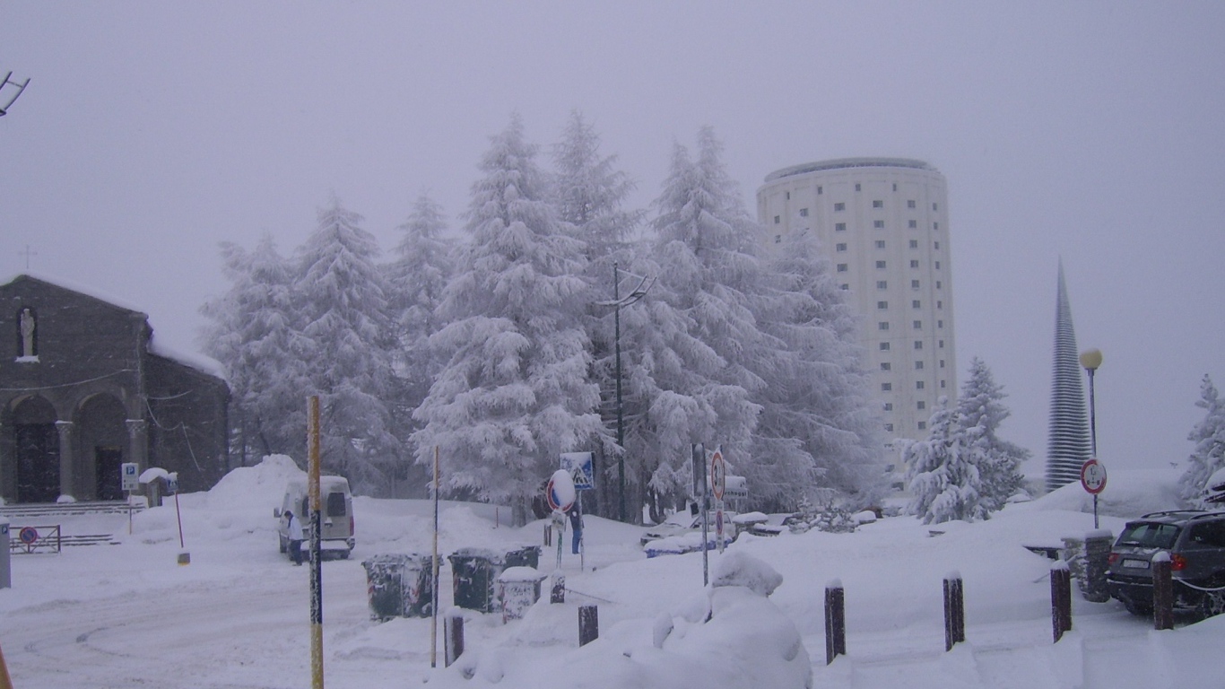 Snowfall at the ski resort of Sestriere, Italy
