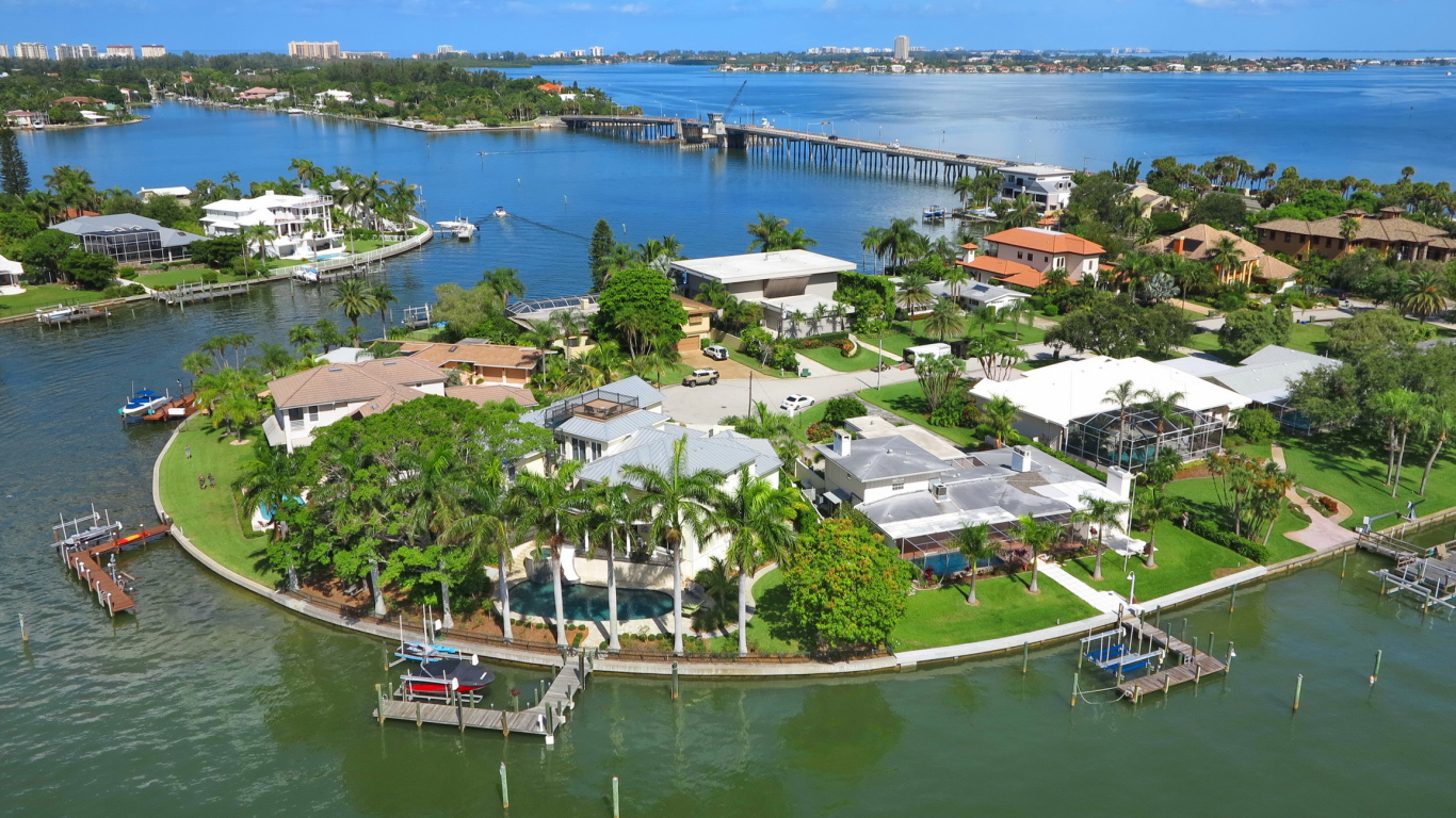 Вилла в Сан Ремо, Италия