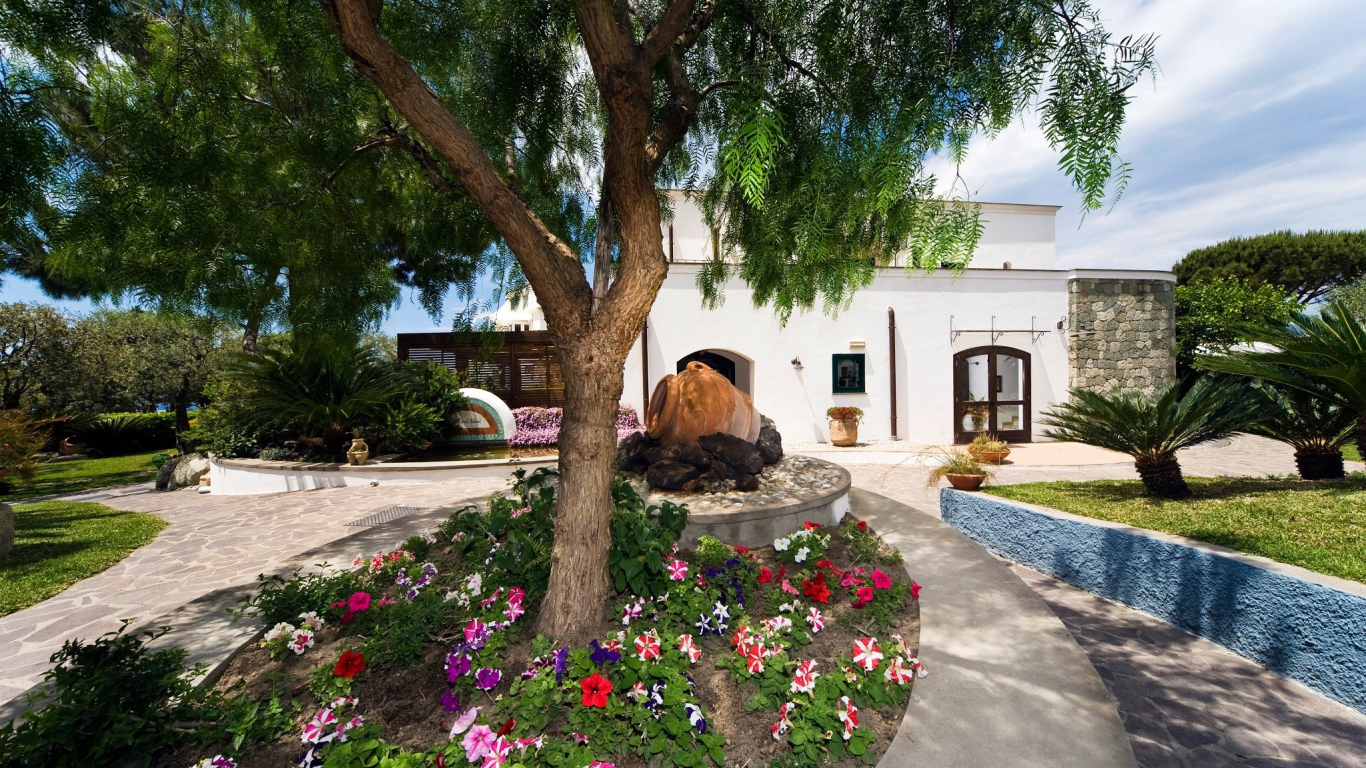 Вилла на острове Искья, Италия