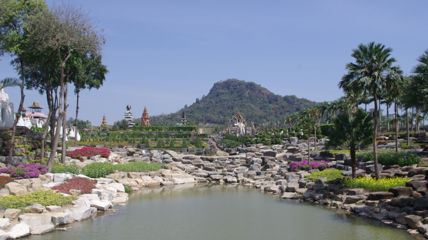 Вид на гору на курорте Чианг Рай, Таиланд