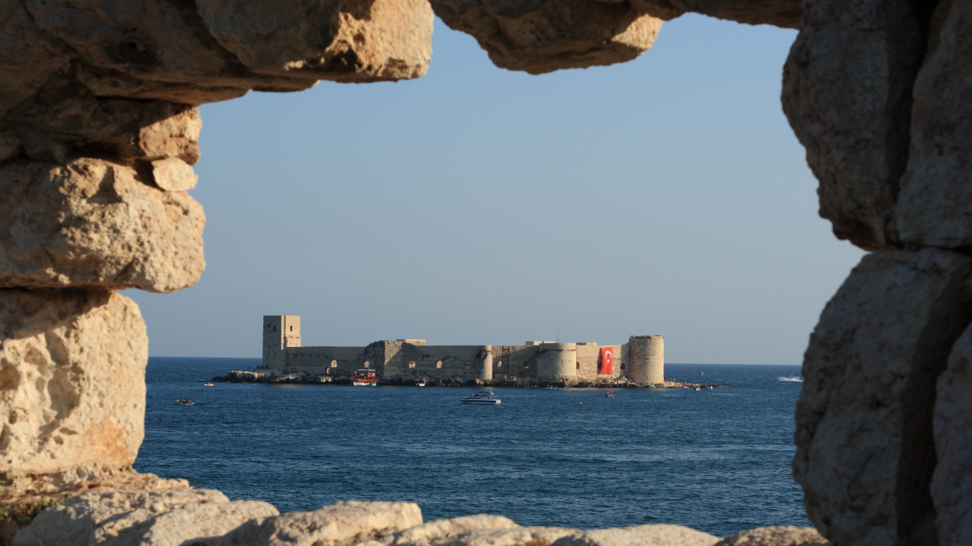 Старинный форт в Мерсине, Турция