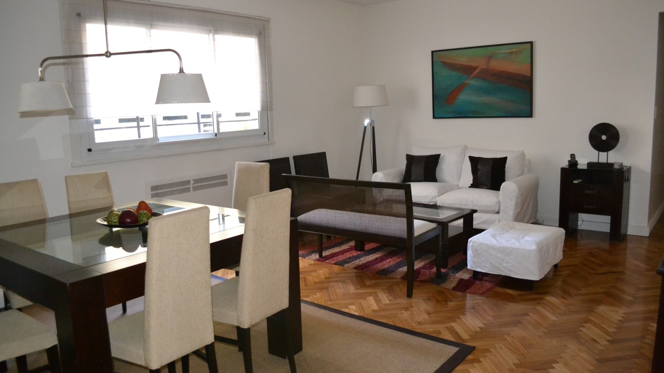 Столовая и уголок для отдыха