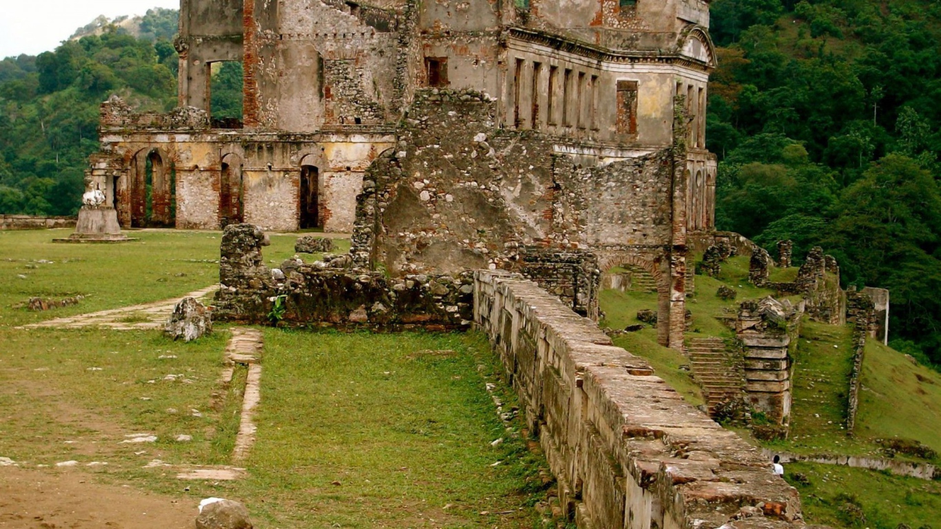 Знаменитые руины в Гаити