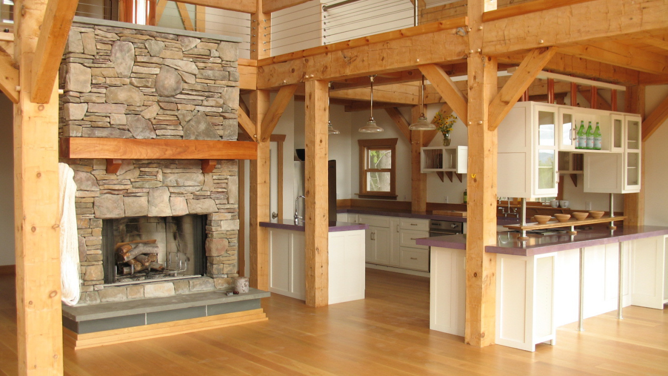 Кухня под балконом