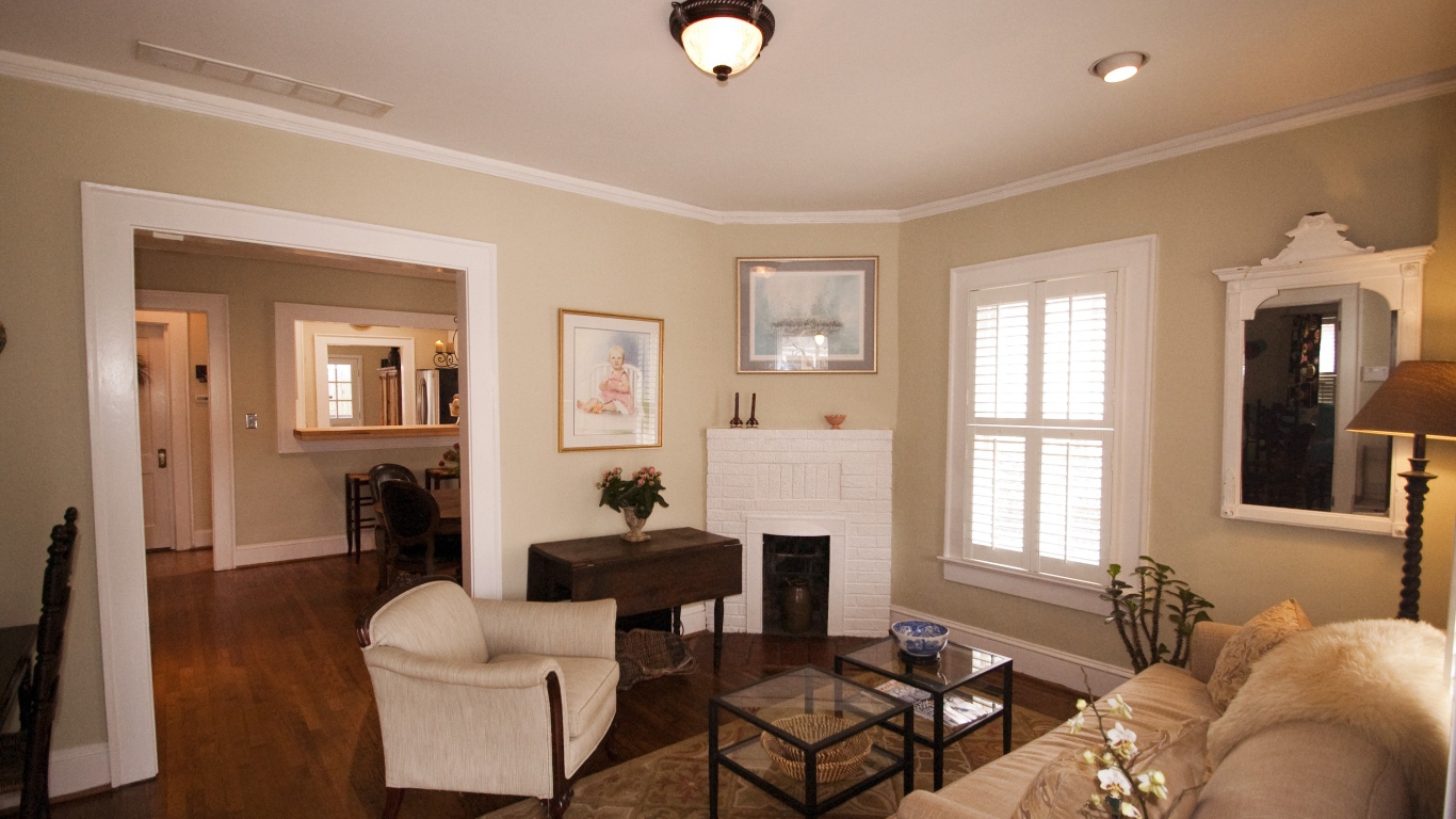 Гостиная комната в доме