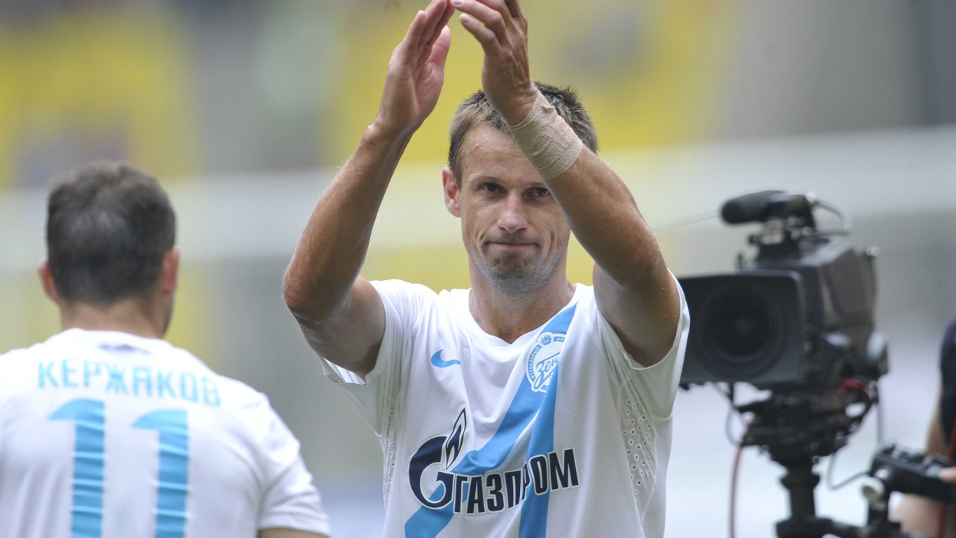 Сергей Семак полузащитник клуба Зенит