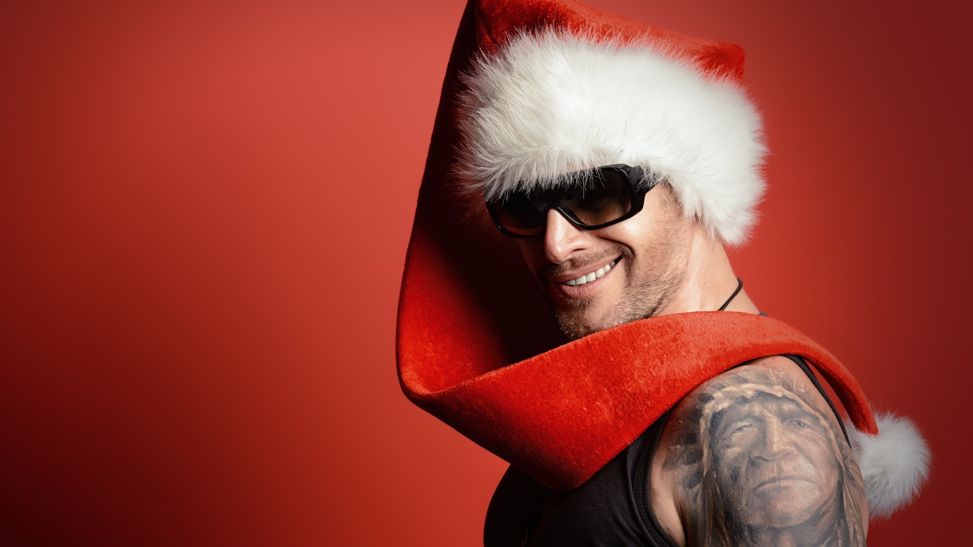 Дед мороз с тату