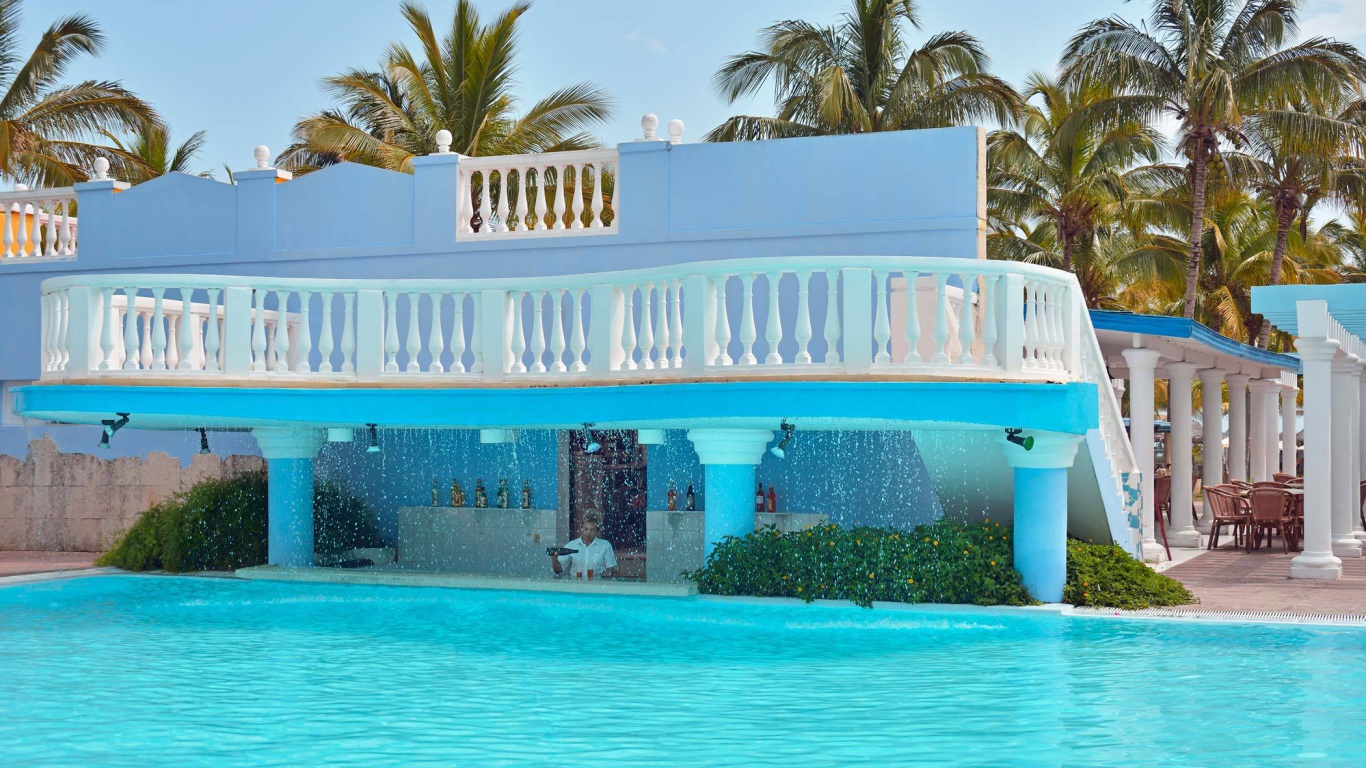 Бассейн на курорте Кайо Гильермо, Куба