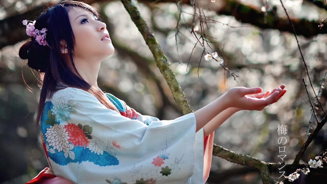 Японка встречает весну