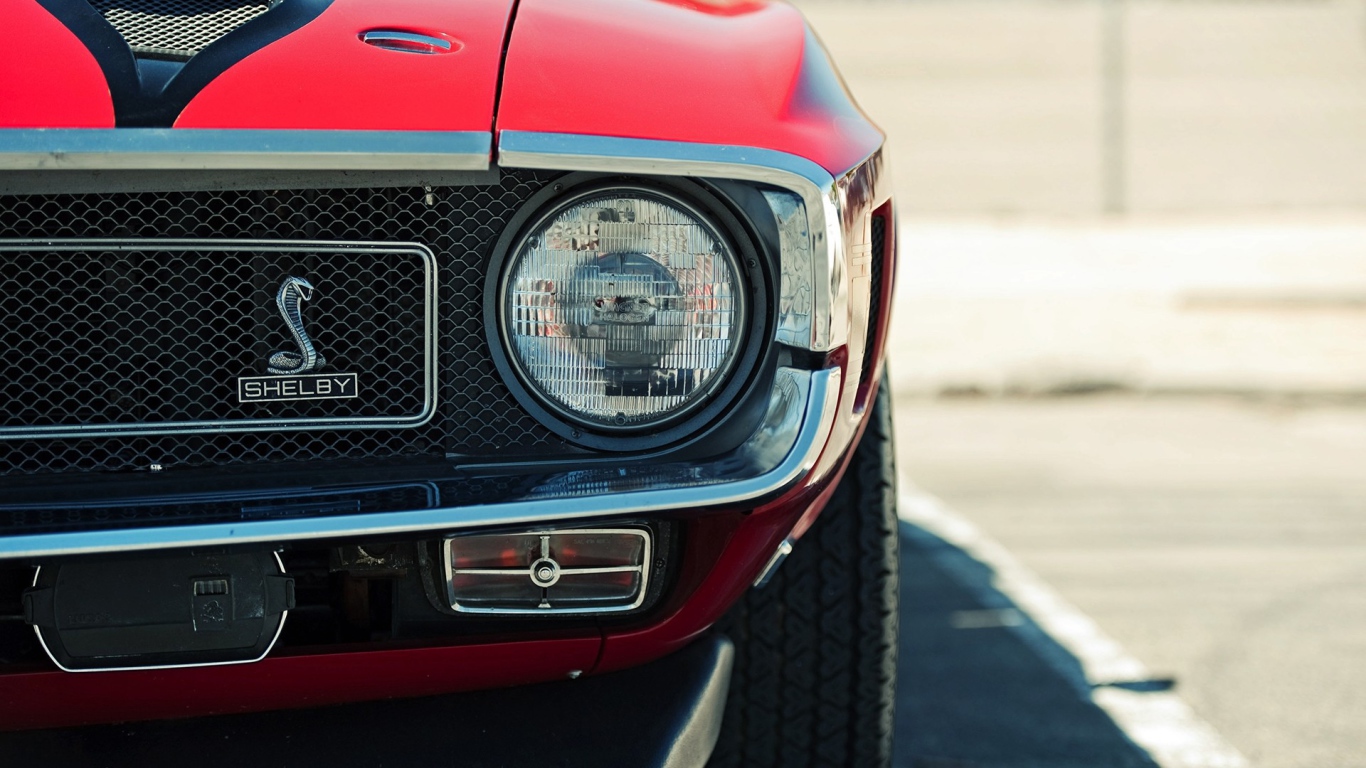 Мощный автомобиль Шелби