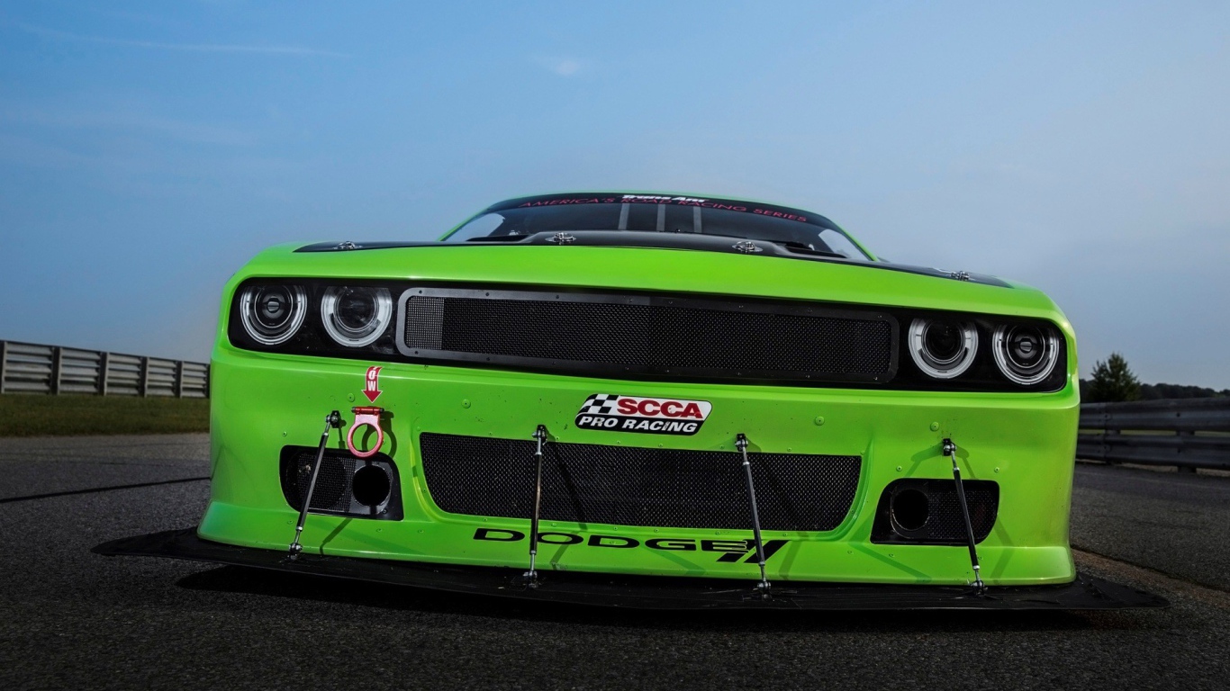 Спортивный Dodge Challenger SRT Trans-Am