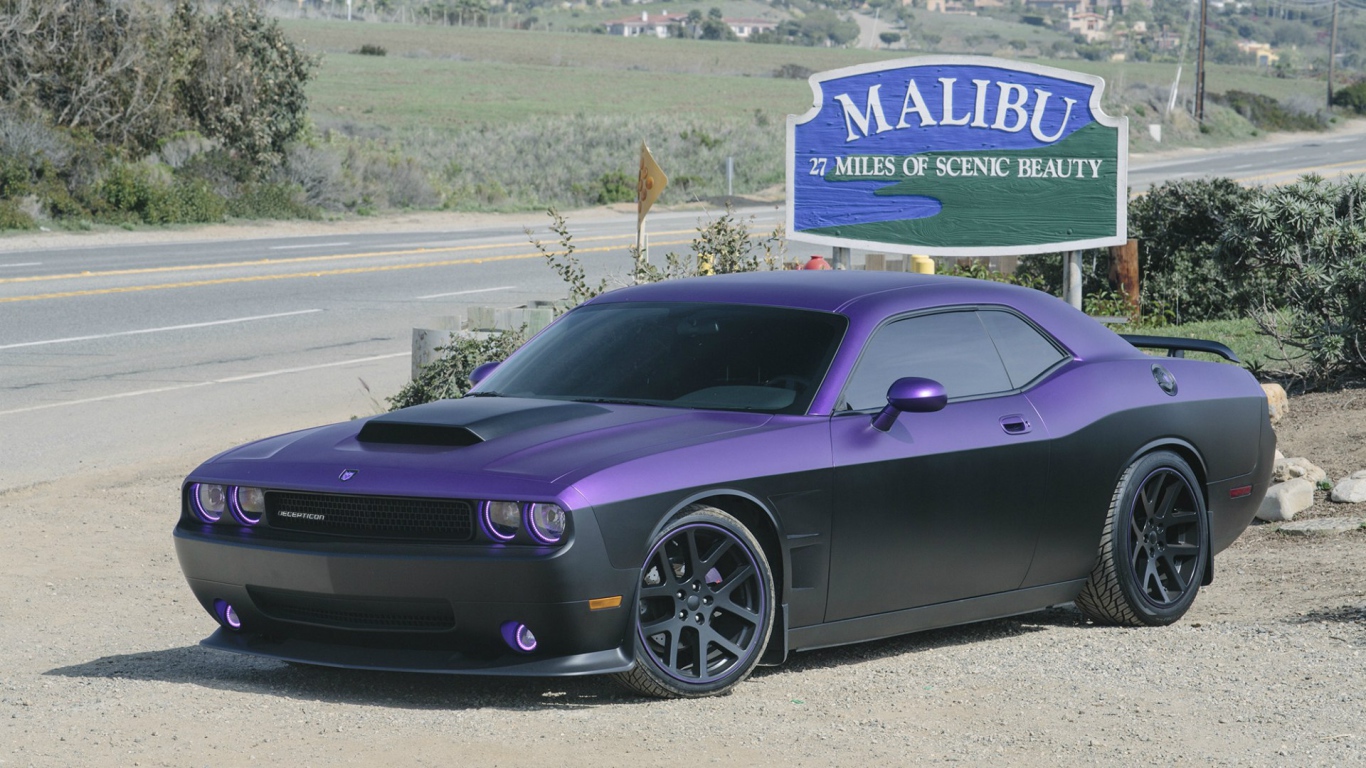 Dodge Challenger в Калифорнии