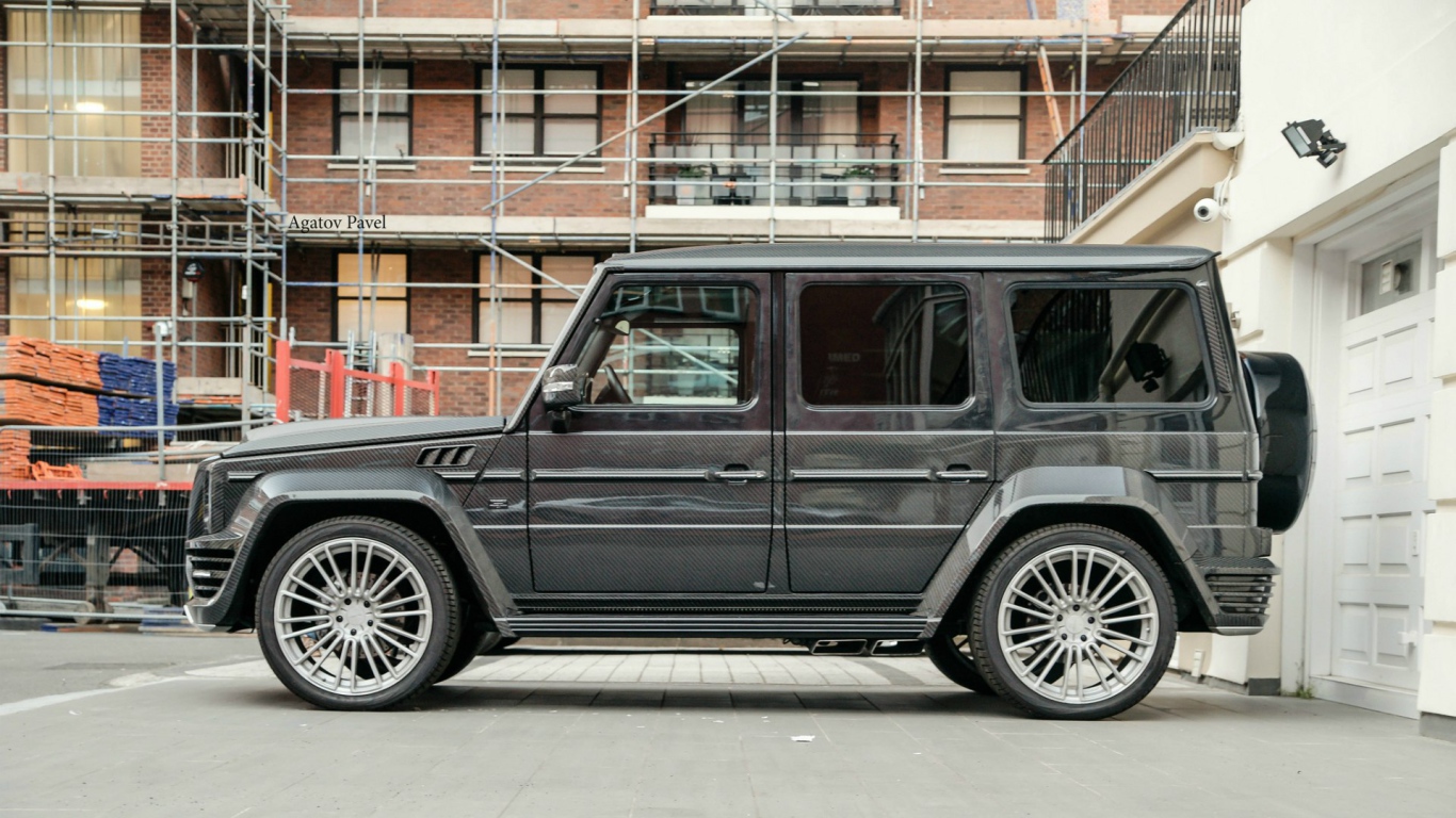 Авто Mercedes-Benz G55 AMG by Mansory