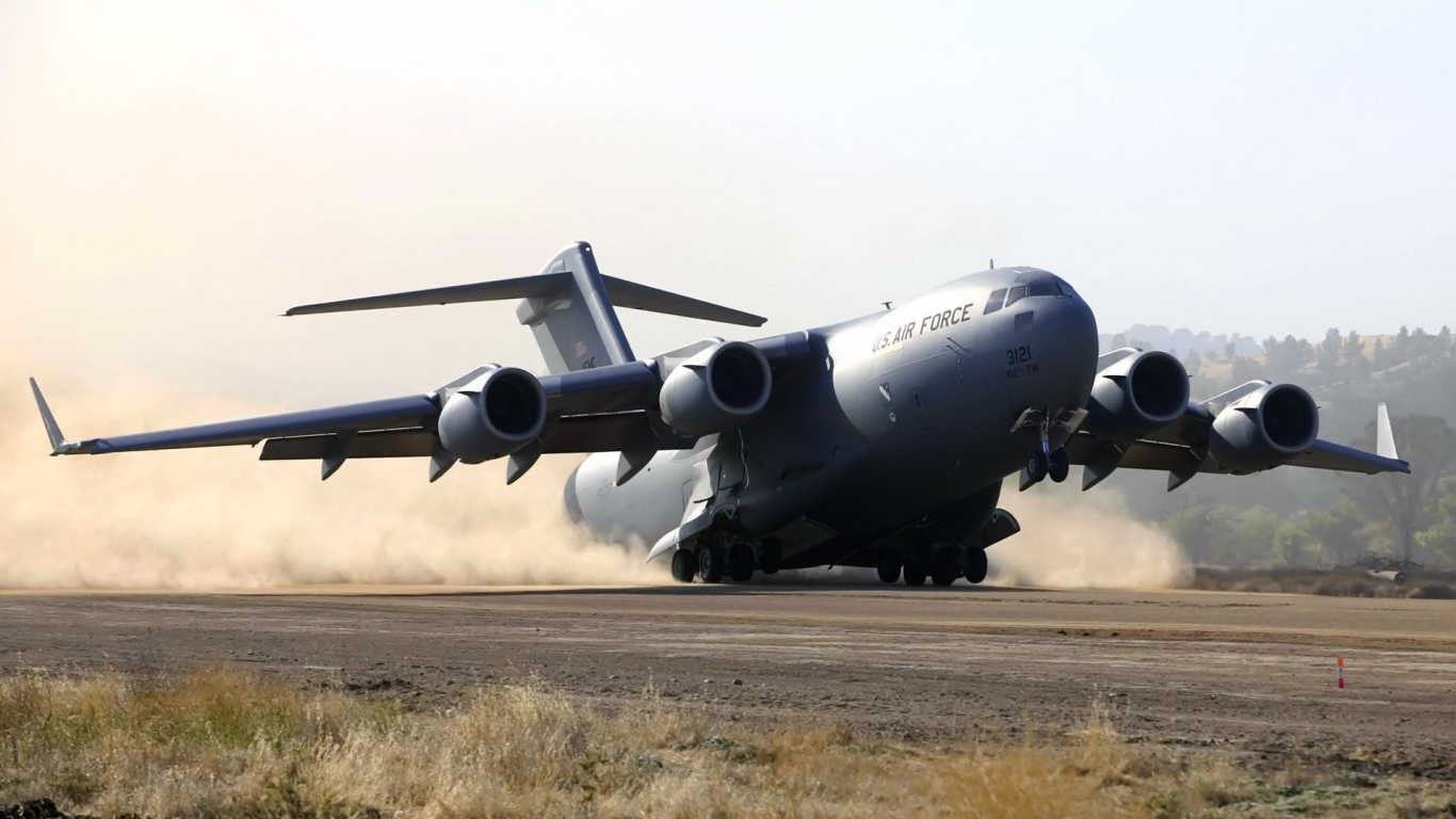 C-17 Globmaster совершил успешную посадку