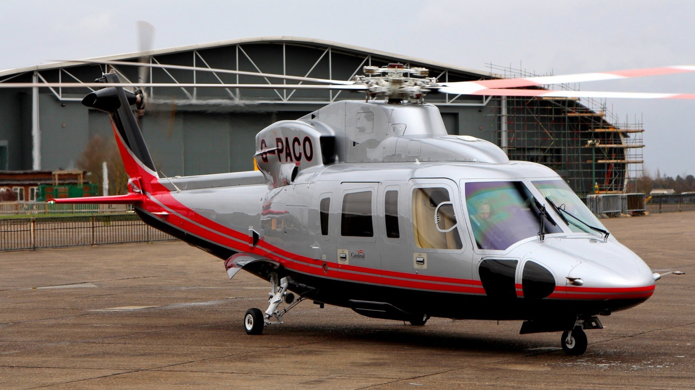 Легкий вертолет для полетов в городе