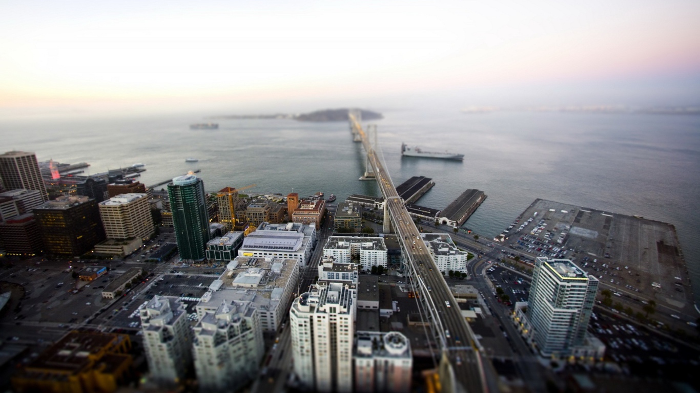 Мост к островной части города