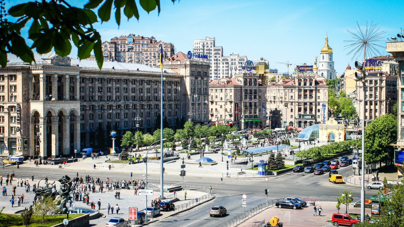 Майдан Незалежности - центральная площадь Киева
