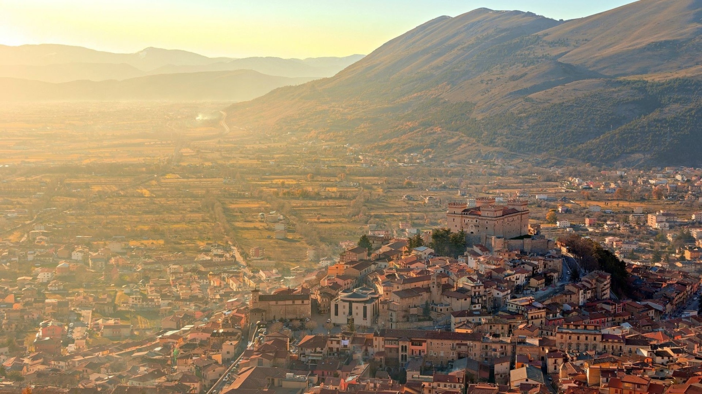 Городок Челано, Италия