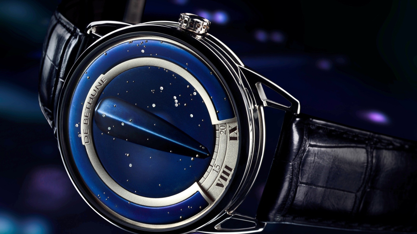 Дизайнерские часы с необычным циферблатом