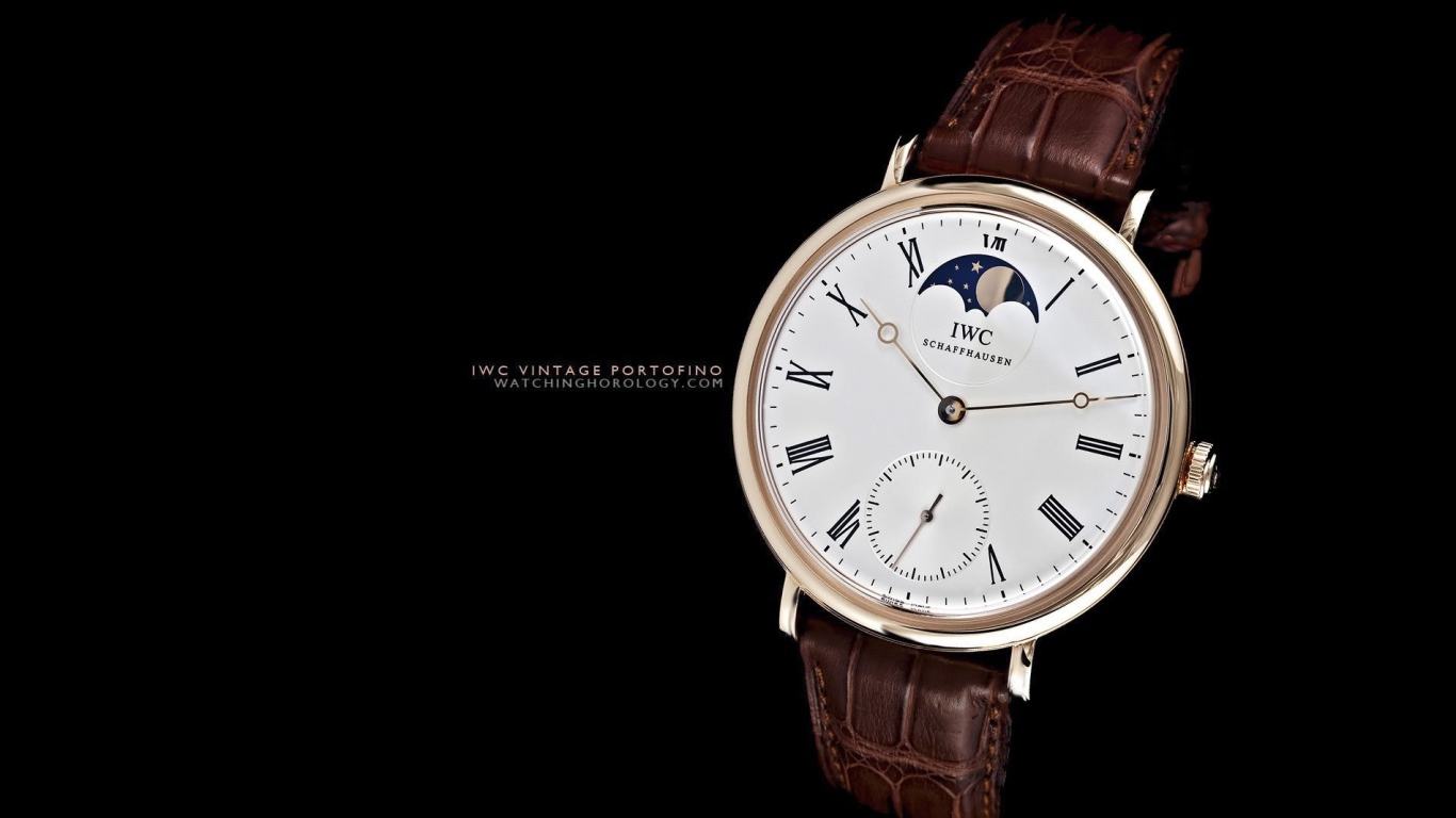 Стильные часы с коричневым кожаным ремешком