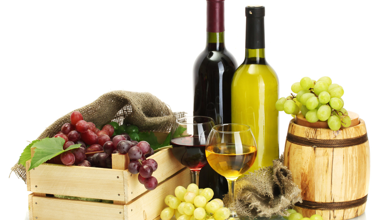 Ящик с виноградом и вино