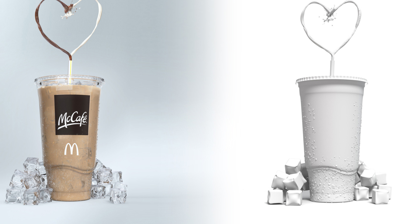 Два стакана с коктейлем