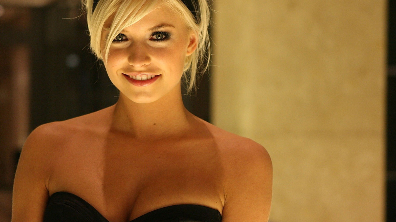 Красивая девушка Лена Герке