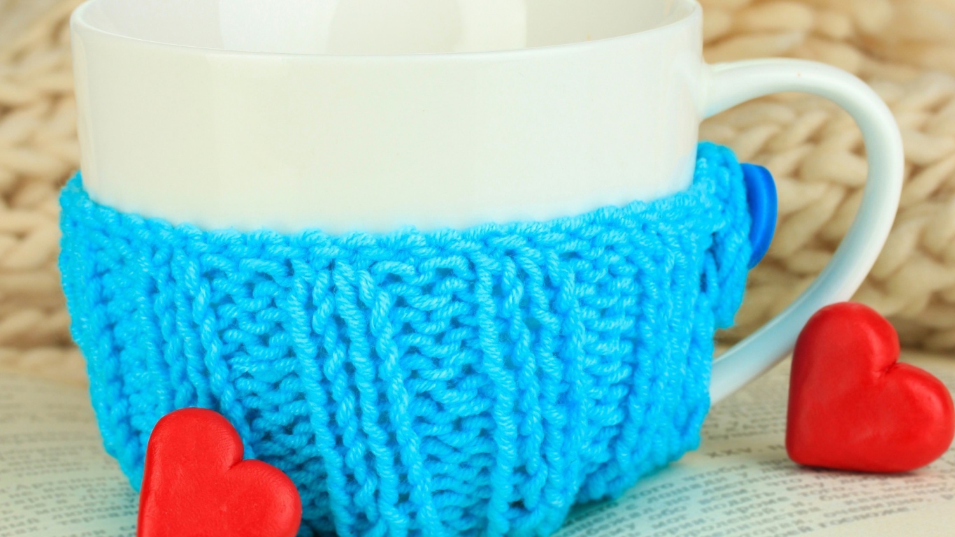 Чашка в теплом наряде