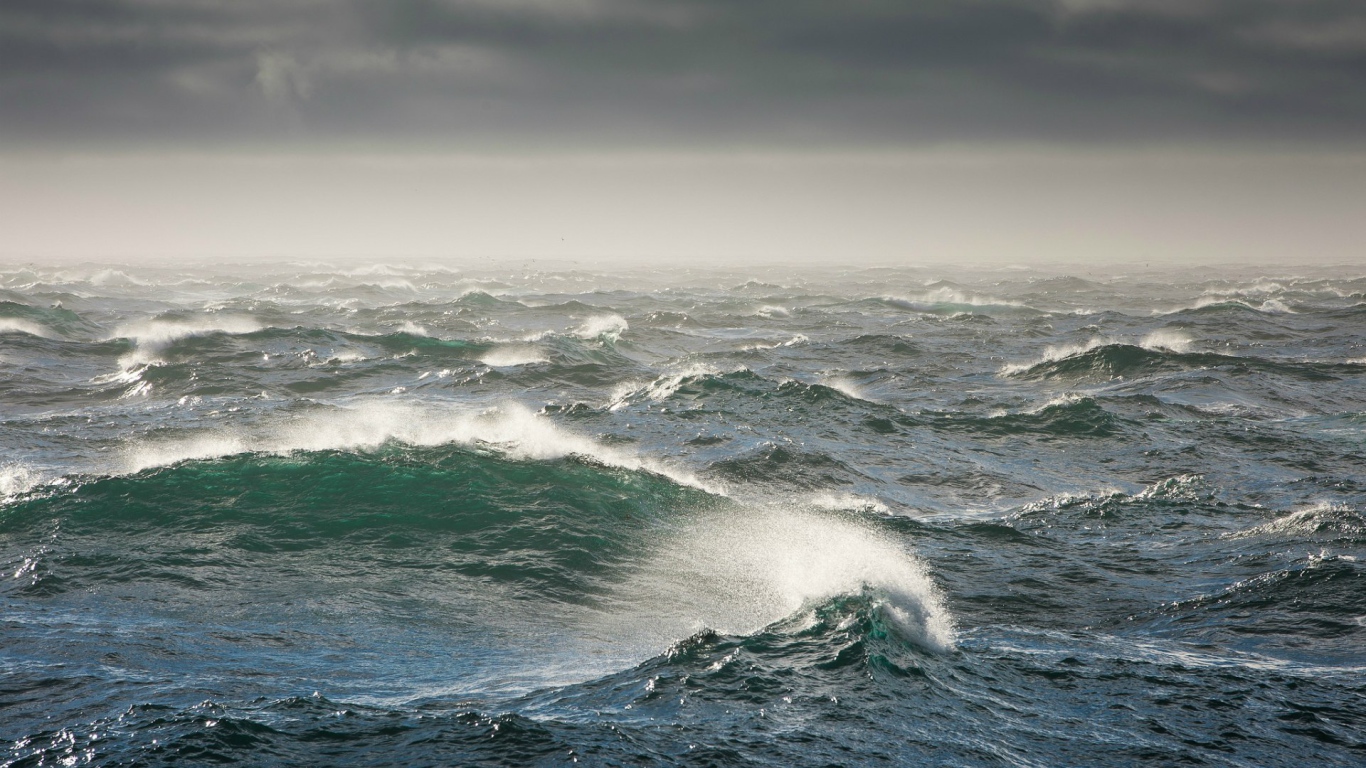 Бурное Берингово море