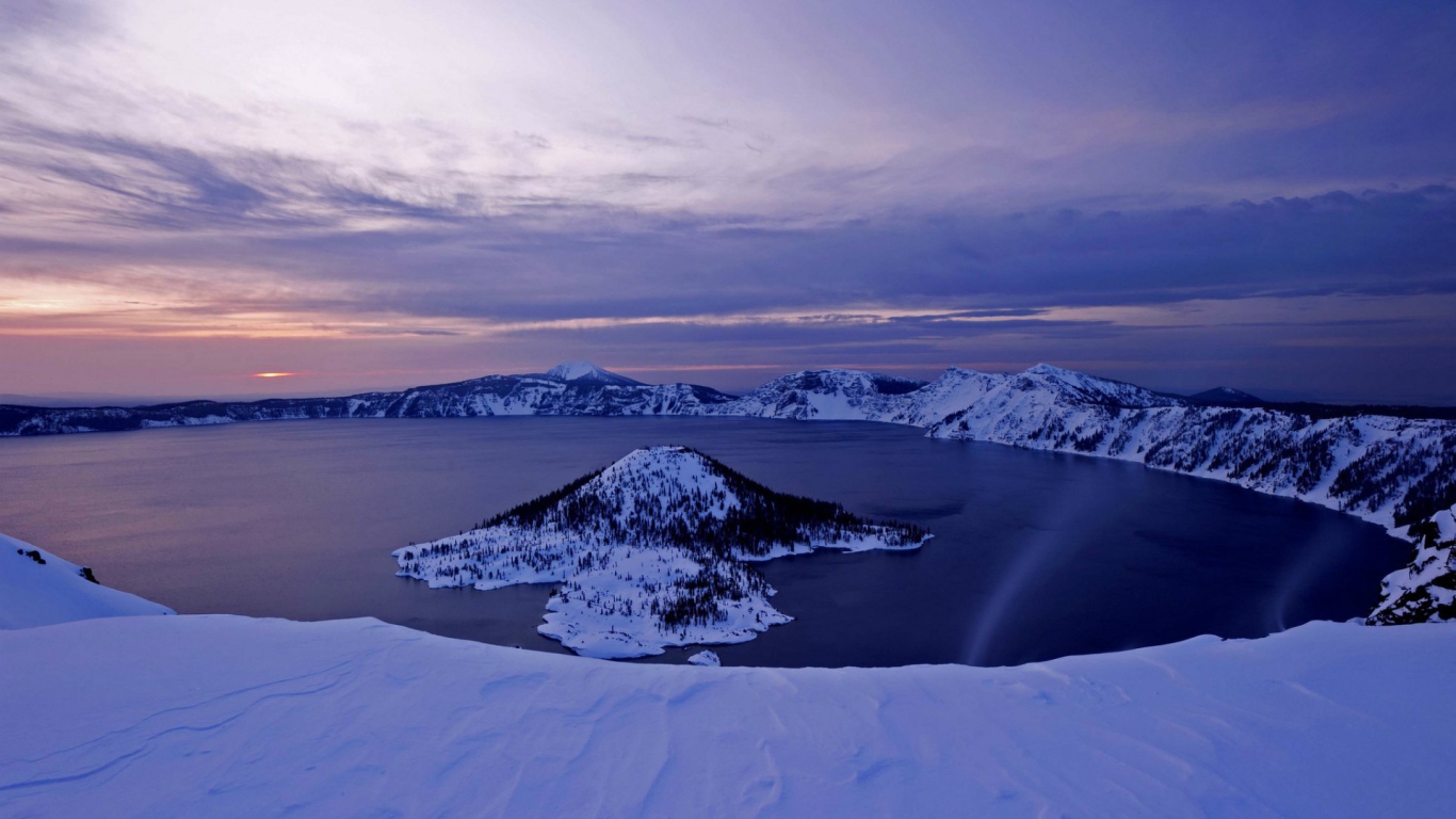 Национальный парк Озеро крейтер. Штат Орегон, США