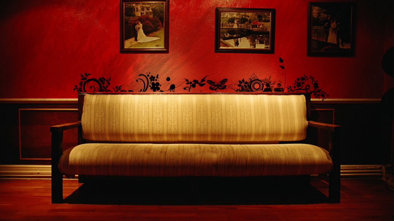 Классический диван