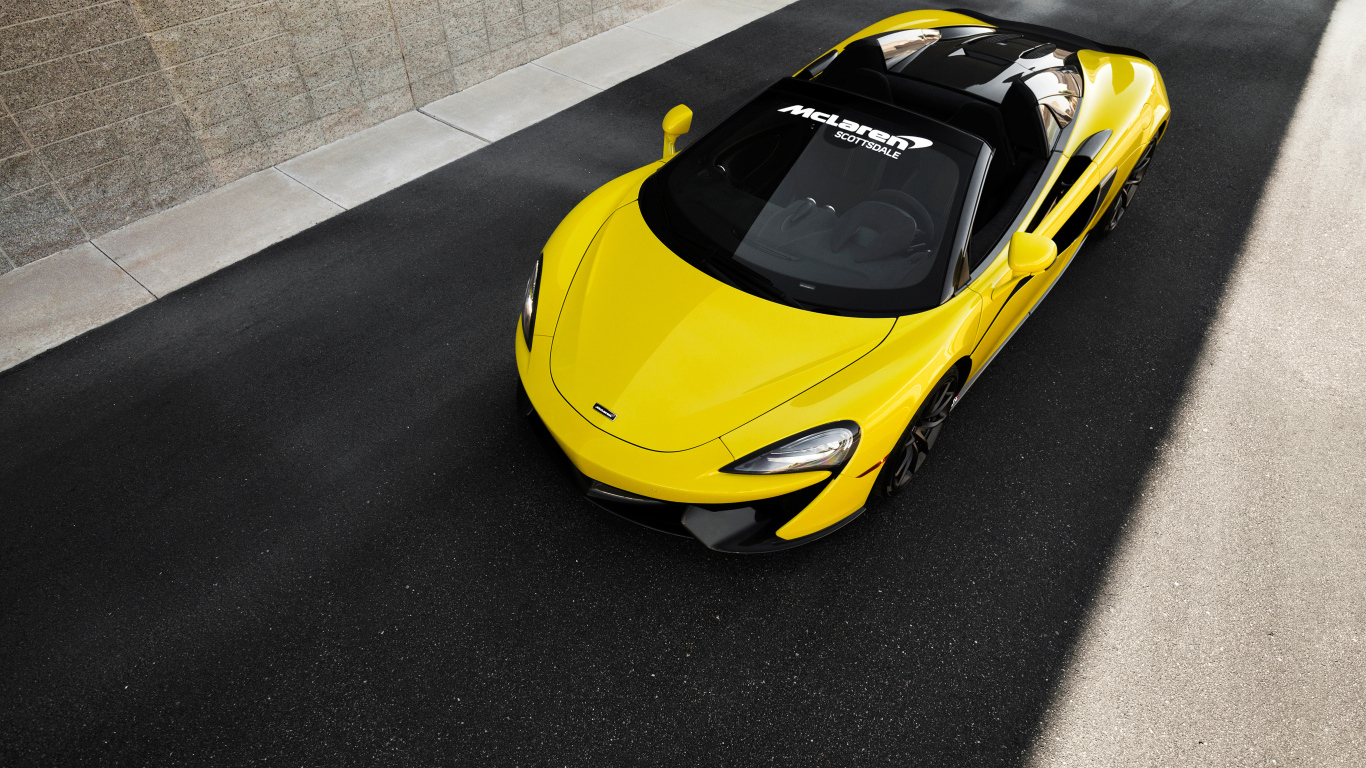 Желтый спортивный автомобиль McLaren 570S Spider, 2018 вид сверху