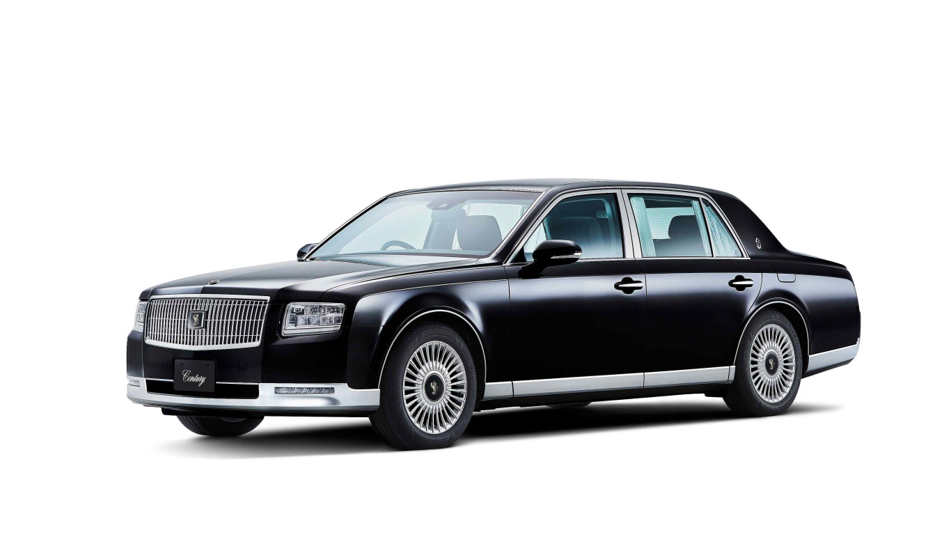 Стильный черный автомобиль Toyota Century, 2018 на белом фоне