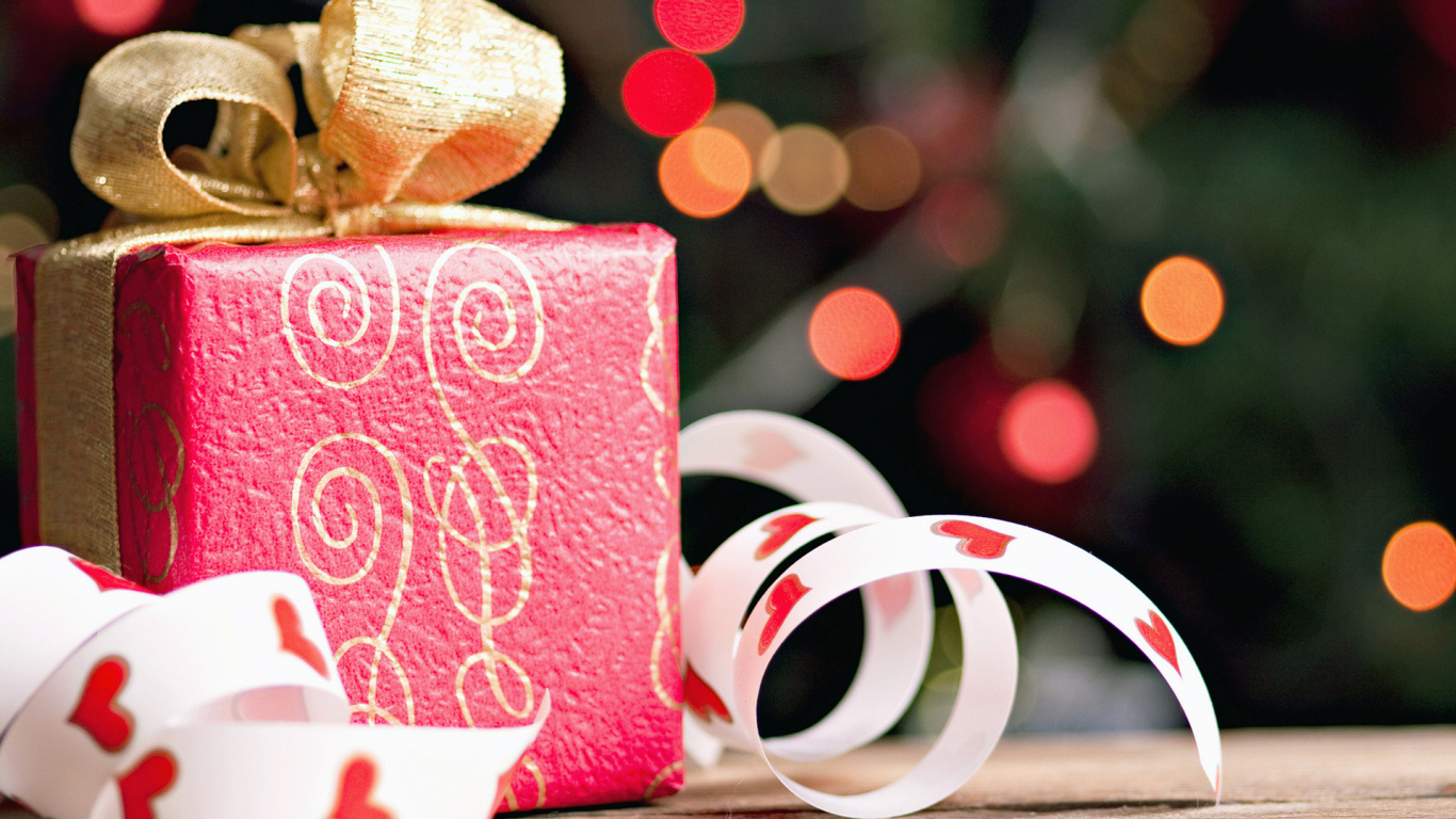 Красивый подарок ко Дню Влюбленных 