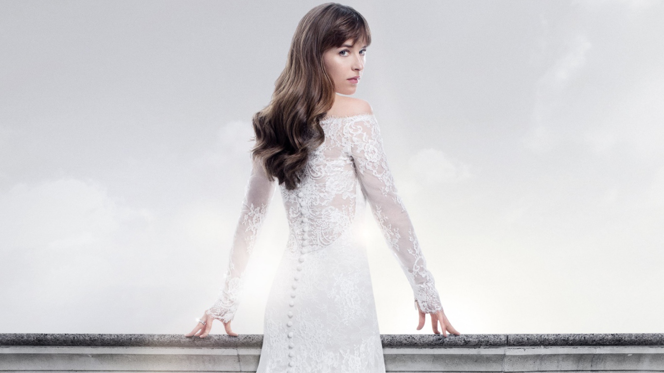 Молодая актриса Дакота Джонсон в фильме Пятьдесят оттенков свободы, 2018