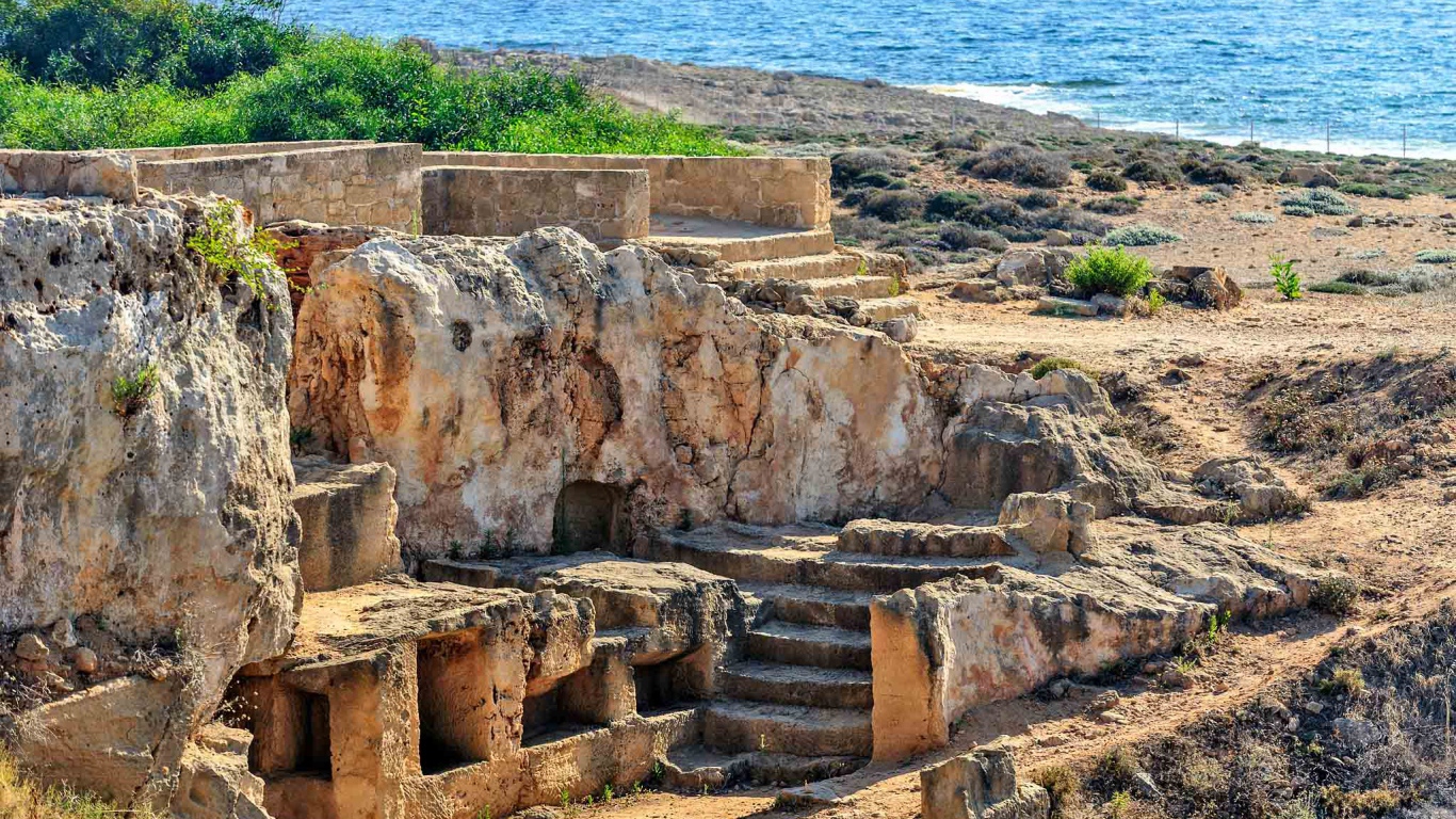 Старинные Царские гробницы, Пафос, Кипр  