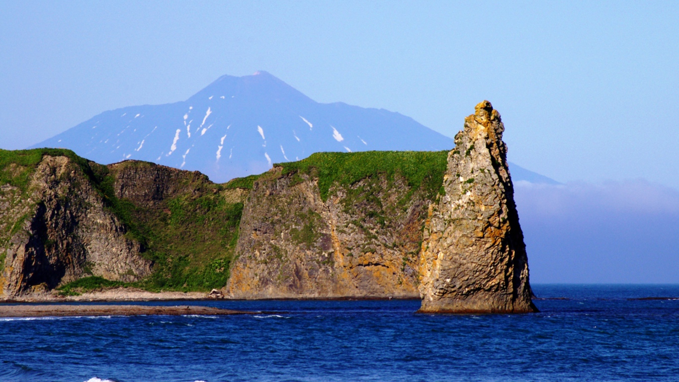 Остров Кунашир, Курильские острова. Россия 