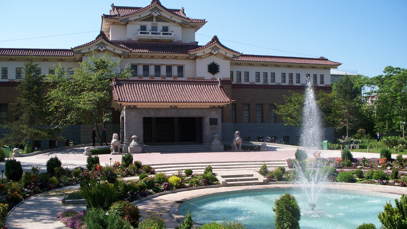 Областной краеведческий музей, Южно-Сахалинск. Россия 