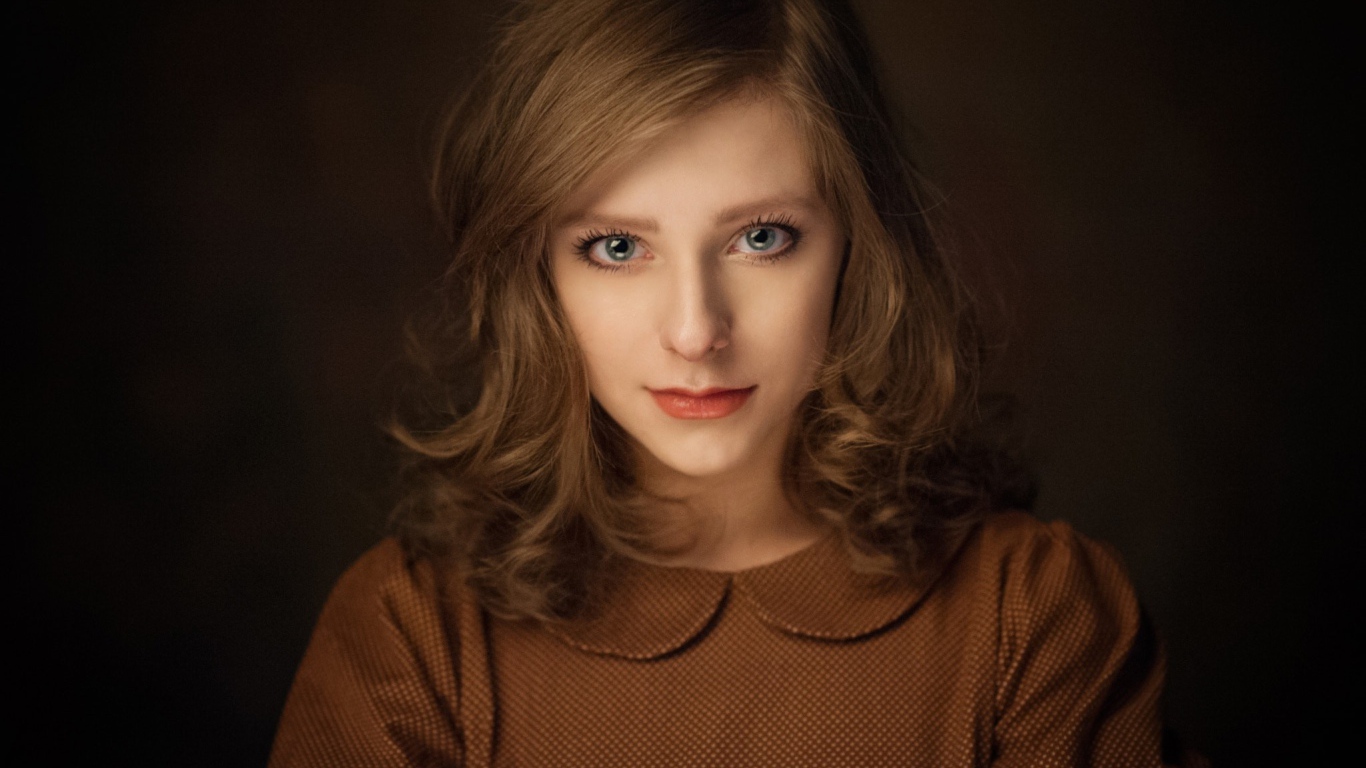 Молодая актриса Елизавета Арзамасова 