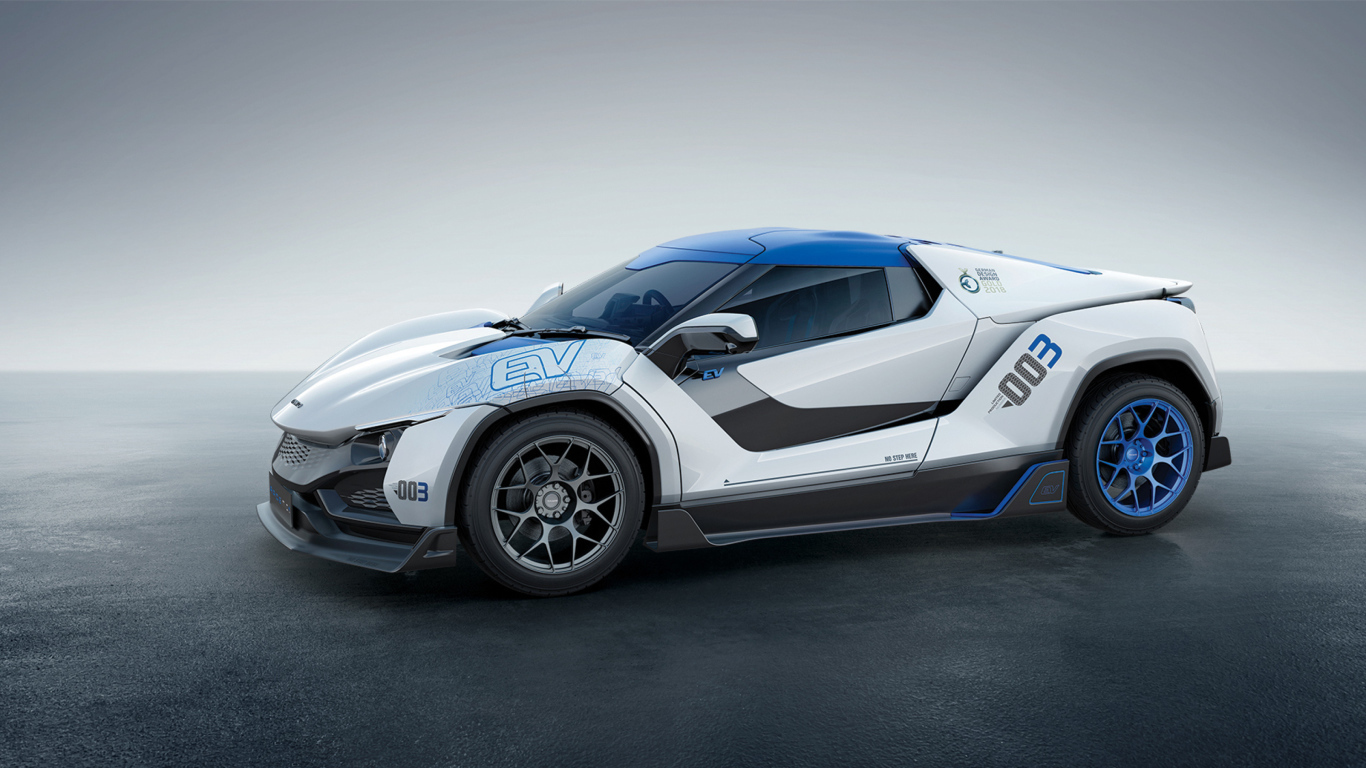 Автомобиль TaMo Racemo, 2018 на сером фоне