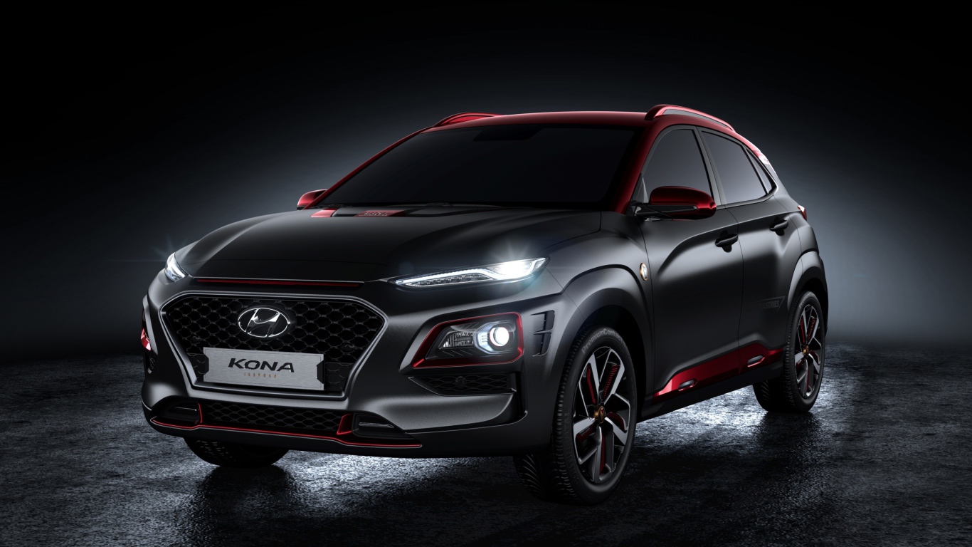 Стильный новый автомобиль Hyundai Kona, 2019 года с включенными фарами 