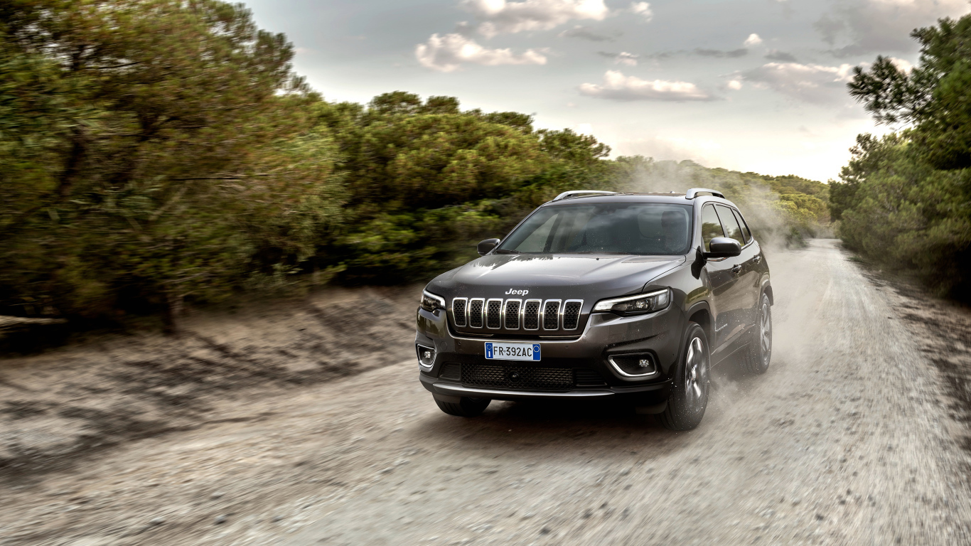 Черный внедорожник Jeep Cherokee Limited 2018 года