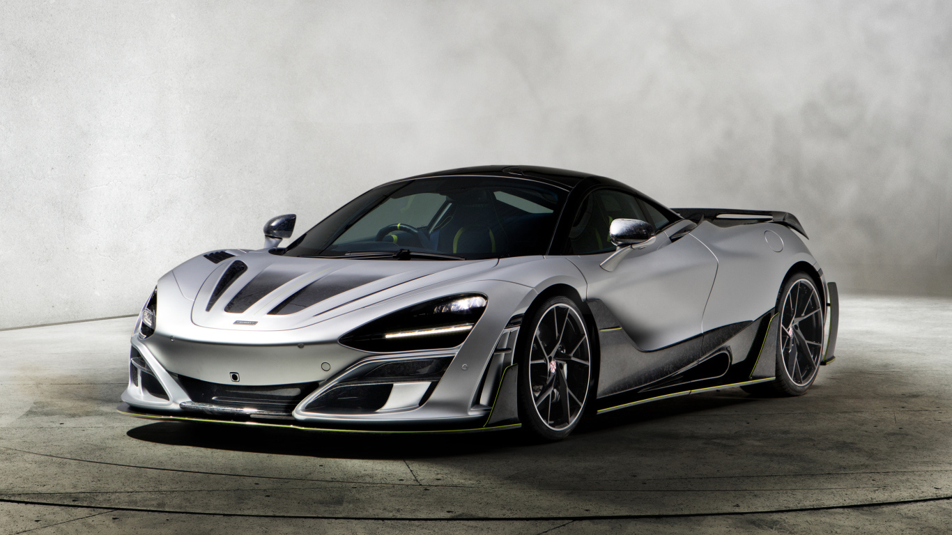 Серебристый дорогой автомобиль McLaren 720S