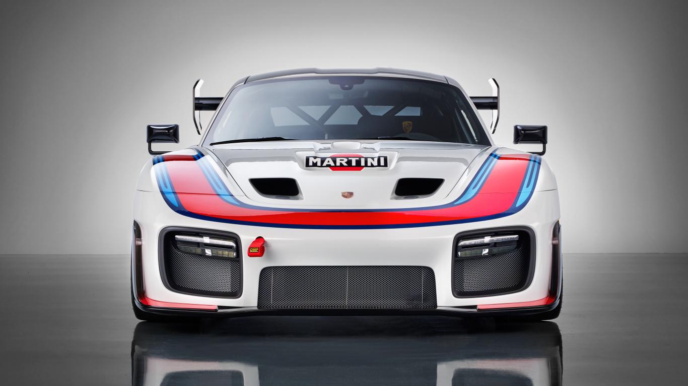 Спортивный автомобиль Porsche 935 2019 года вид спереди