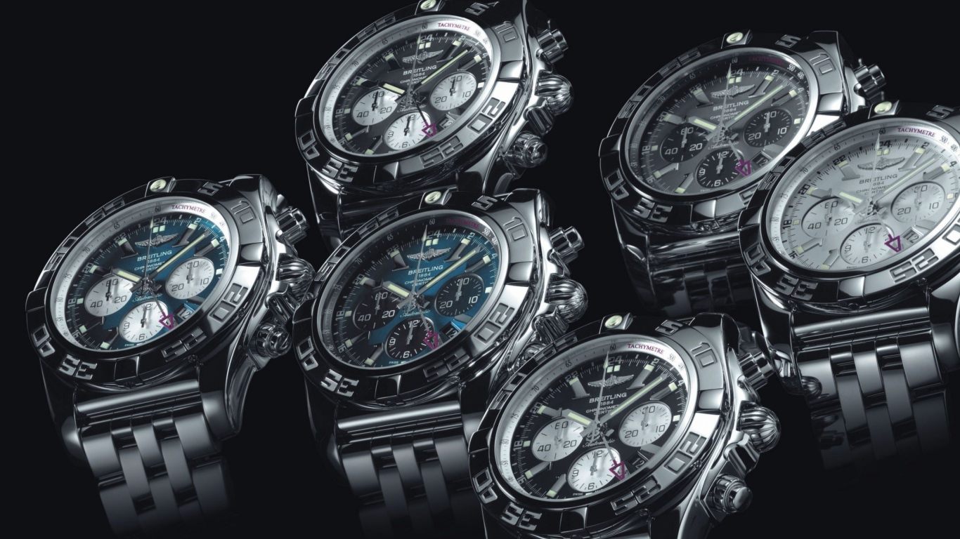 Стильные мужские часы Breitling на черном фоне