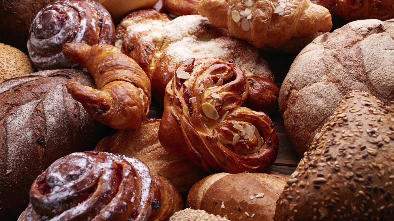 Свежая аппетитная выпечка крупным планом