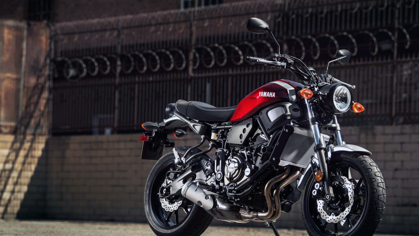 Большой мотоцикл  Yamaha XSR700, 2018