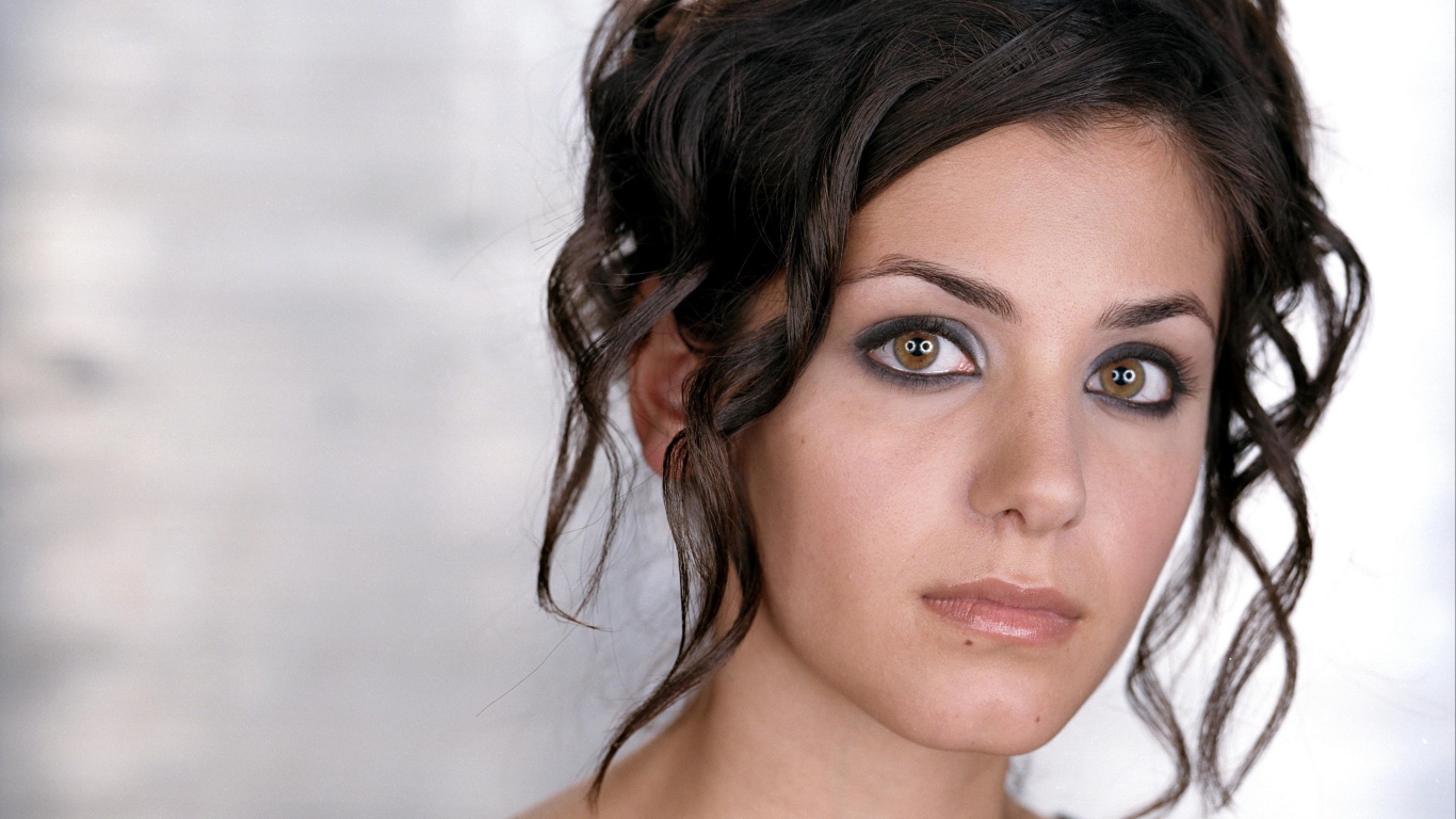 Британская певица Кэти Мелуа